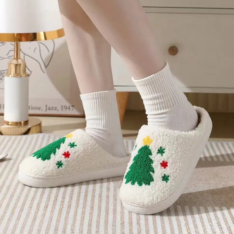 Women Christmas Tree Slippers Men Retro Slippers Winter Warm Plush House Fluffy Living Room Shoes Female Christmas Gifts 241010