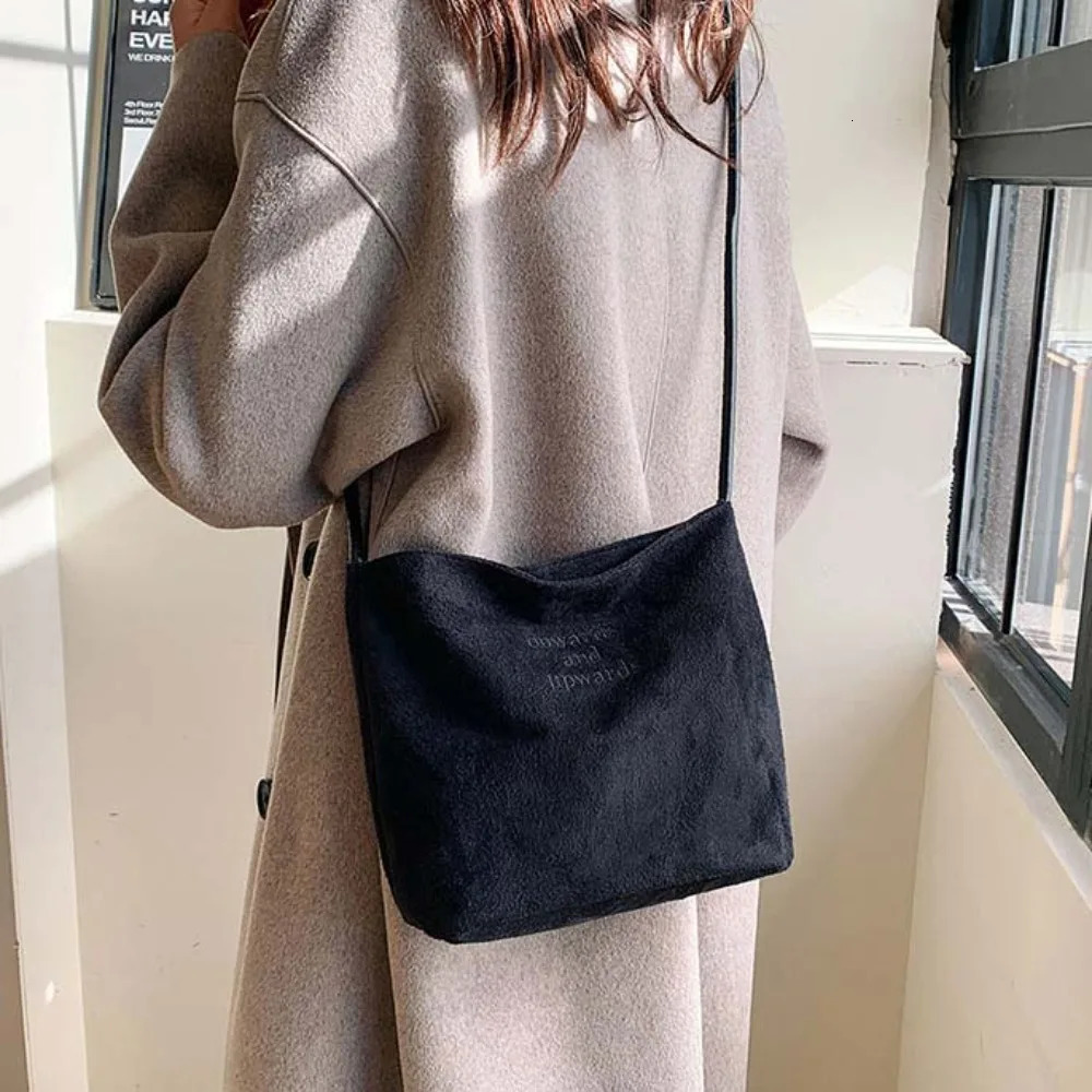 Large capacity womens suede bag magnetic buckle bucket bag velvet PU handbag adjustable shoulder strap retro texture matte shoulder bag 241008