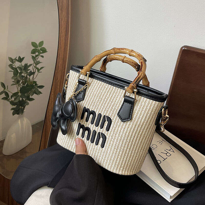 High looks straw woven western-style high-end fashion 2024 internet celebrity letter travel exquisite crossbody handbag