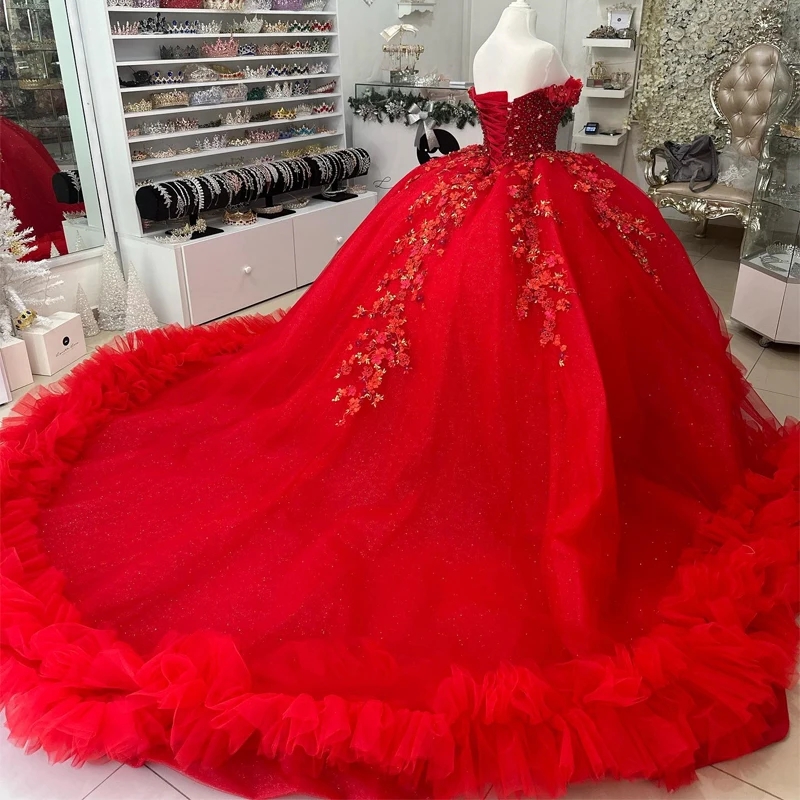 Luxury Red Quinceanera Dresses Sweetheart Ball Gown Applique Lace Beads Crystal Tull Tiered Sweep Train Party Dress Vestidos De 15 Anos