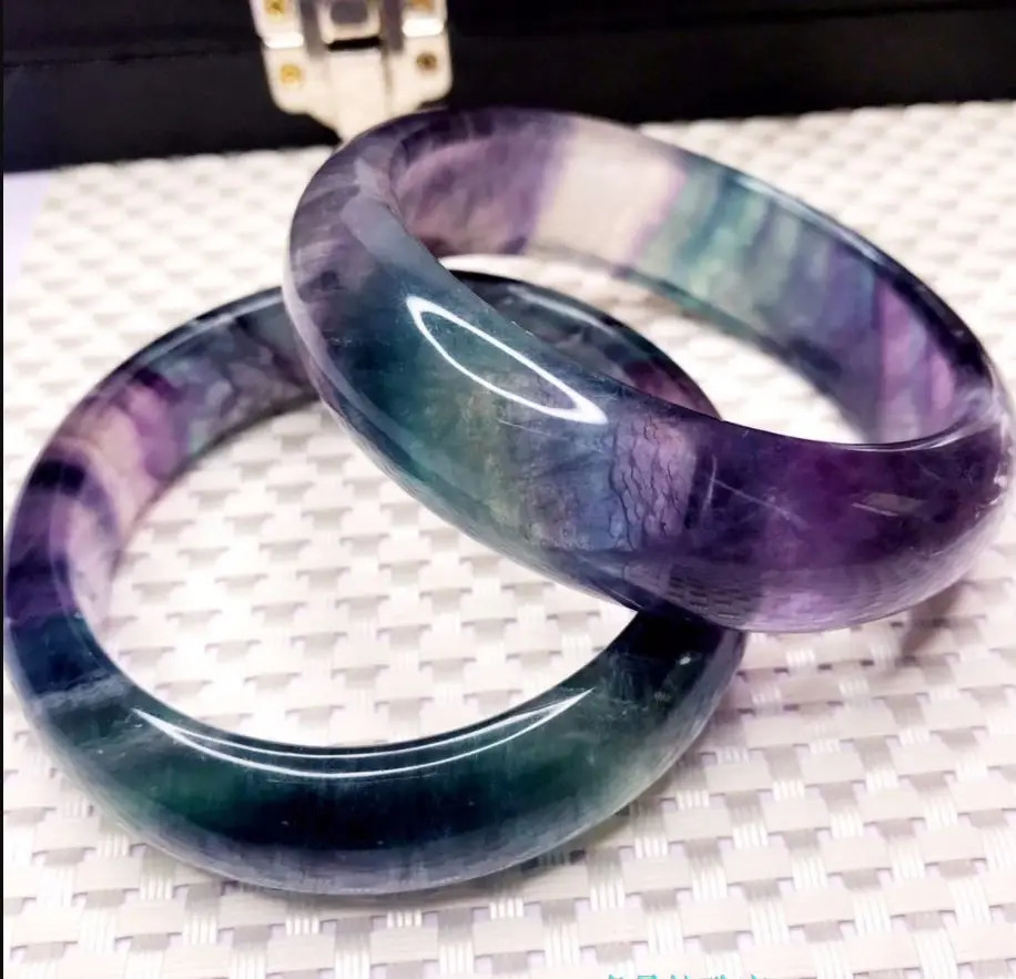 The latest natural primitive ecological pattern fluorescent bracelet handle crystal bracelet truly fashionable handle exquisite jewelry 241007