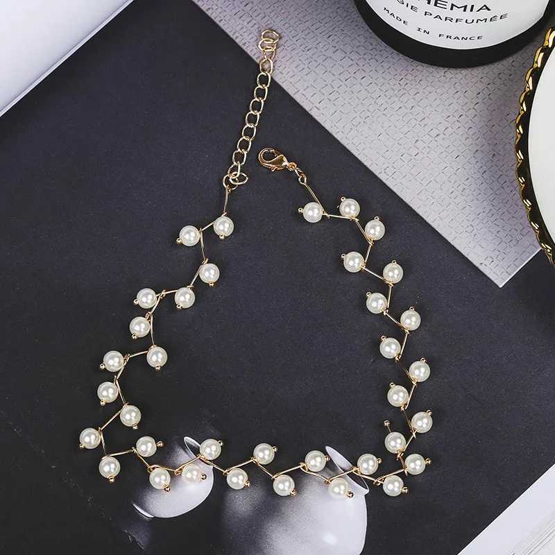 Korean Version Of The Imitation Pearl Clavicle Chain Female Choker Neck Strap Simple Short Necklace Female Wedding Jewelry ChainX241009