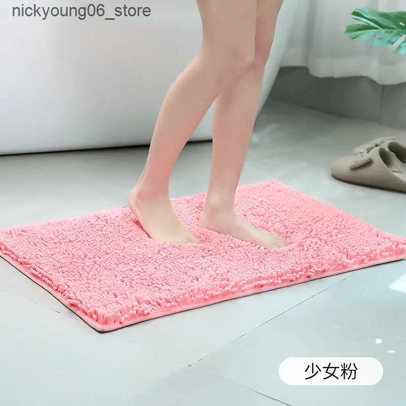 Non-Slip Bath Mats Solid Color Soft Plush Chenille Non Slip Bathroom Bath Mat Water Absorption Floor Door Mat Toilet Rug Home Decoration Carpet L24091