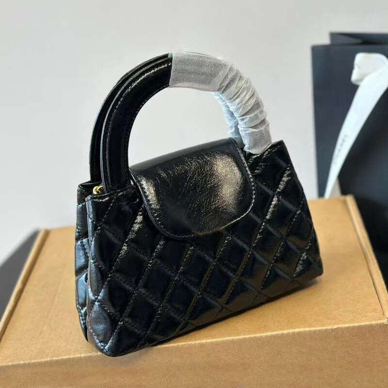 Womens Tote Bags Designer Handbags Crossbody Bags Genuine Leather Elegant Woman Handle Totes Sheepskin 20cm