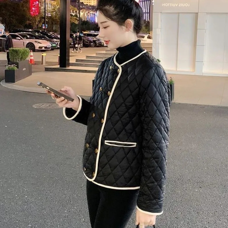 Autumn Winter Quilted Jacket Women Parka Long Sleeve Singlebreasted Chic Short Cotton Coat Clothing Trends Outerwear Warm 240930