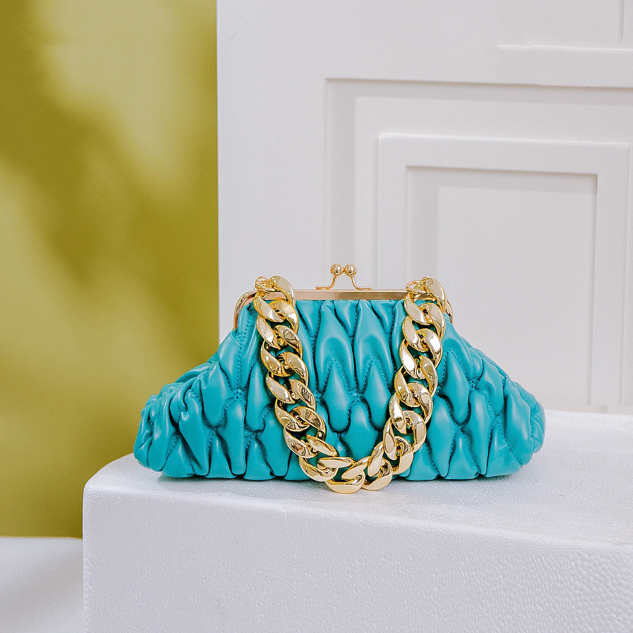 Womens bag gold chain handbag womens leather coin bag womens purchase orange womens gold chain handbag for sale 241008