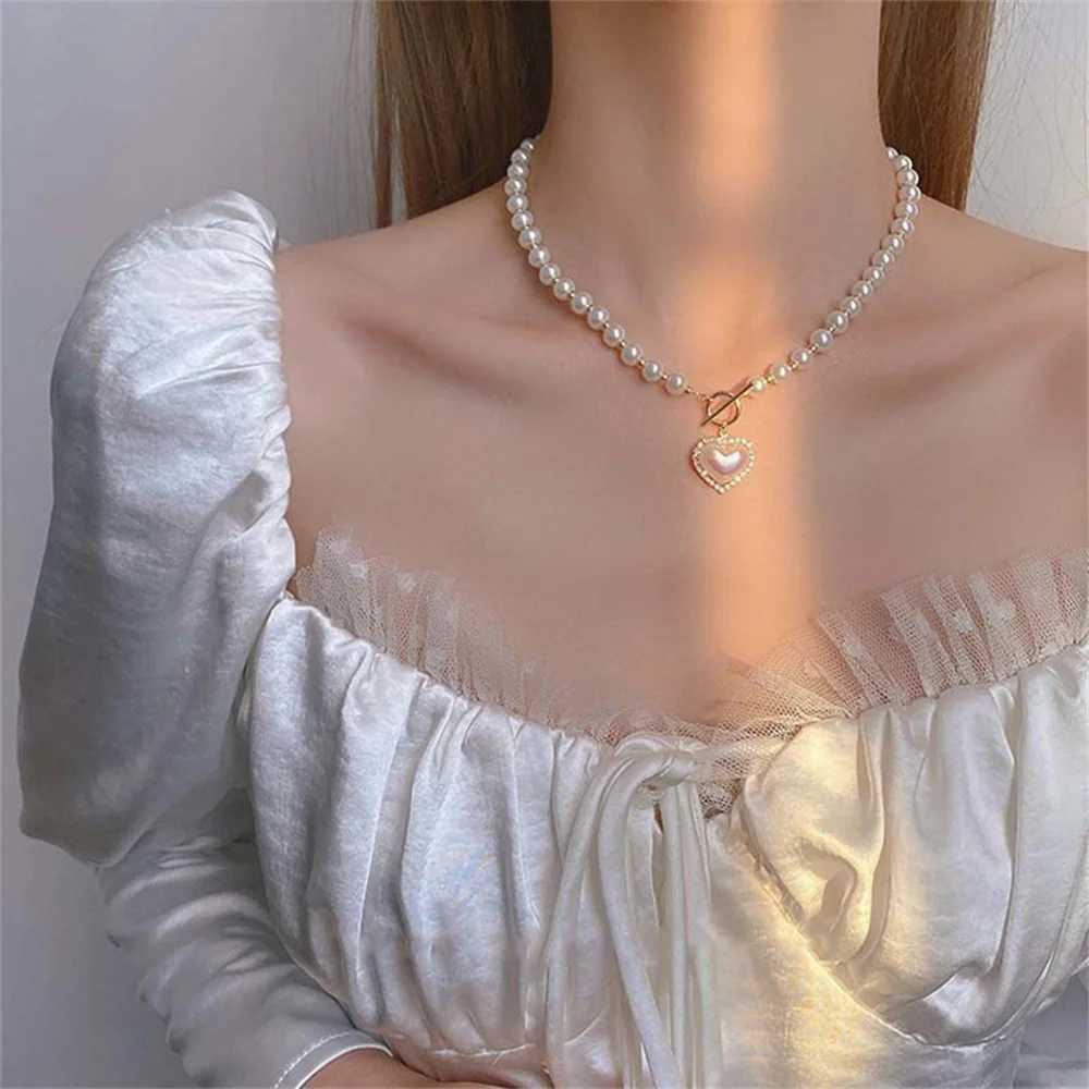 Fashion Imitation Pearls Collar Vinatge ABS Pearl Pendant Necklace For Women Simple OT Buckle Clavicle Chain Party JewelryX241009