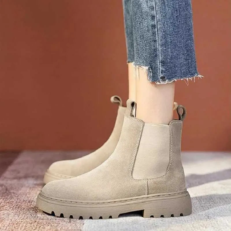 New Soft Leather Ankle Boots Autumn Flat Shoes Fashion Womens Plush Warm Winter M240921 Snow Boots Booties