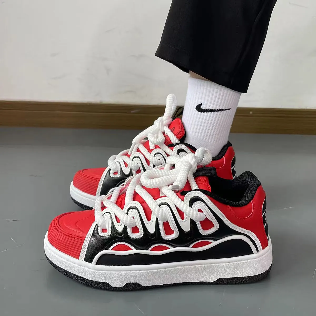 Men's And Women's Color Blocked Low Cut Casual Skateboard Sneakers Shoes