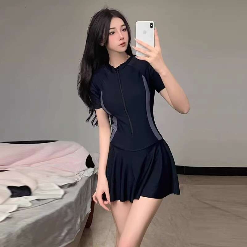Swimsuit Women's One-Piece Sports Hot Spring High-End Conservative Slim Fit Dress Style Vacation Swimsuit