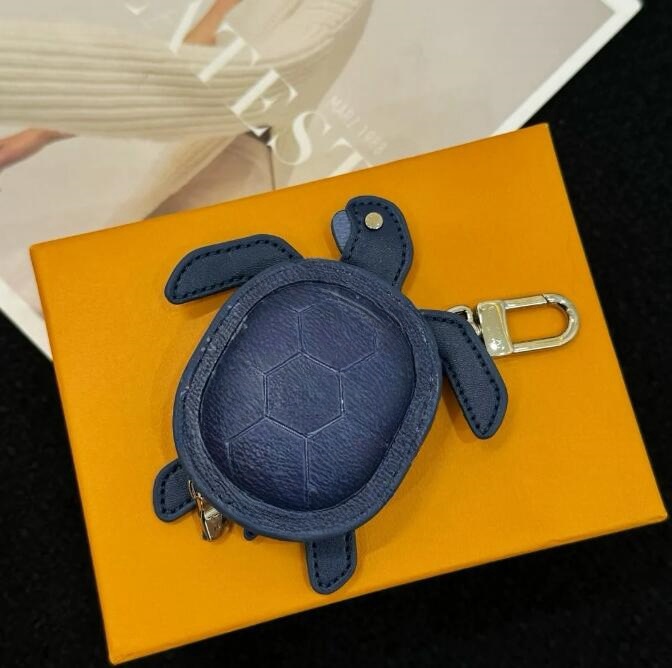 Turtle Keychains Leather Bag Charms for Women Fashion Pendant for Purses Wallets and Bkpks L250928KYX8