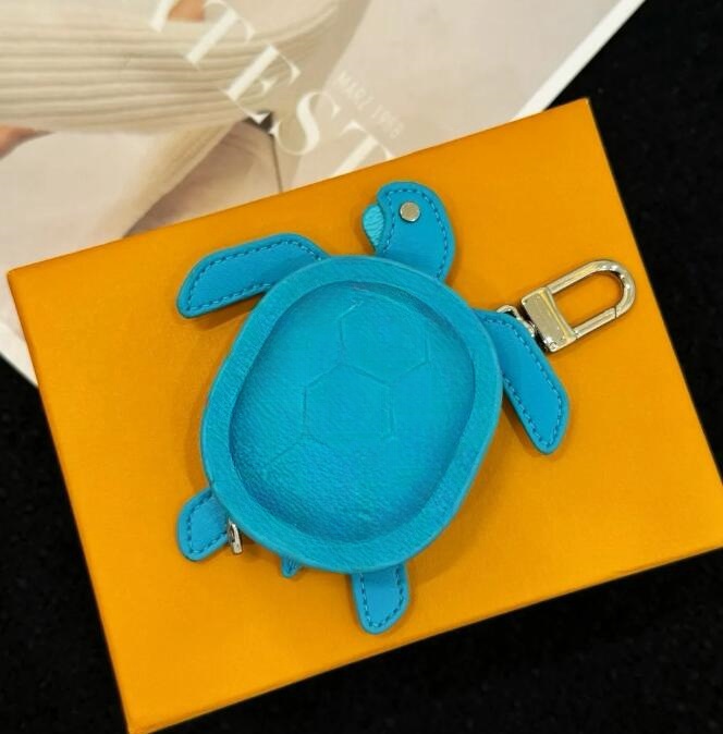 Turtle Keychains Leather Bag Charms for Women Fashion Pendant for Purses Wallets and Bkpks L250928KYX8