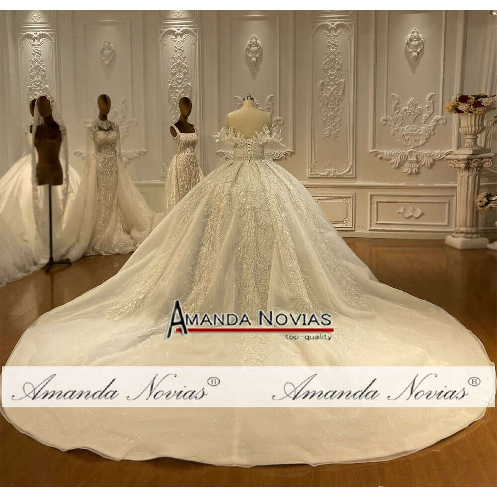 Strapless Lace Appliques Ball Gown Wedding Dress Off The Shoulder Sequins or-Length Princess Bride Vestido De Noiva Custom Made