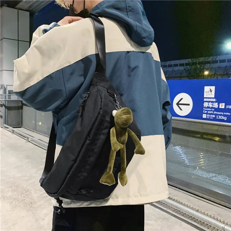 Womens waist bag high-quality nylon chest bag street trend hip-hop Fanny bag shoulder bag unisex outdoor sports belt bag 241008