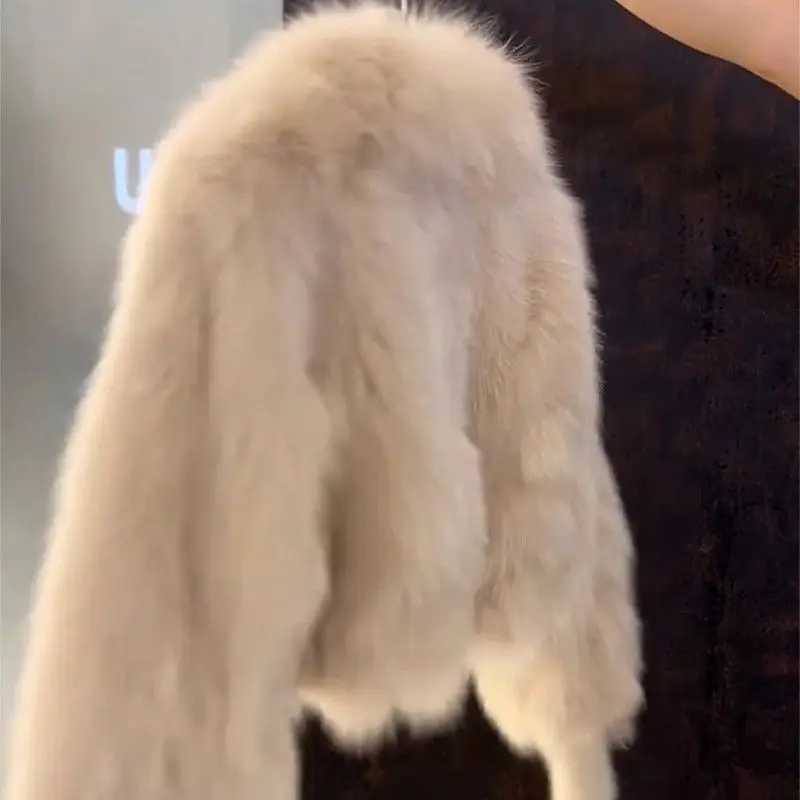 2024 Autumn/Winter Short Coat Womens Fashion Society Imitate Short Hair Loose Small Coat Korean Version W241010