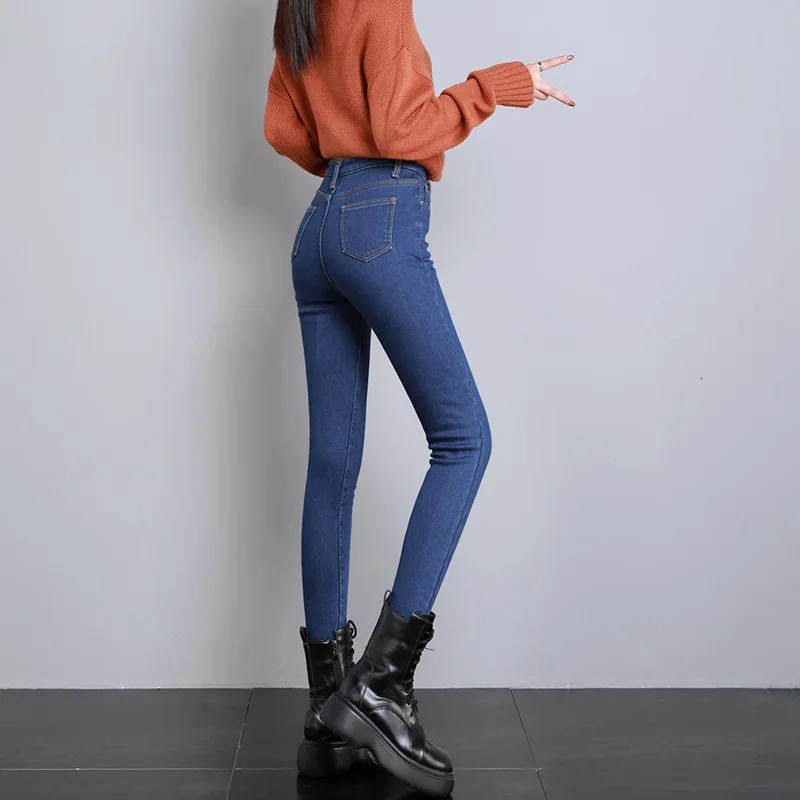 Women Thermal Jeans Winter Snow Warm Plush Stretch Lady Skinny Thicken Students Denim Pants Fleece Mom Fur Trousers 241009