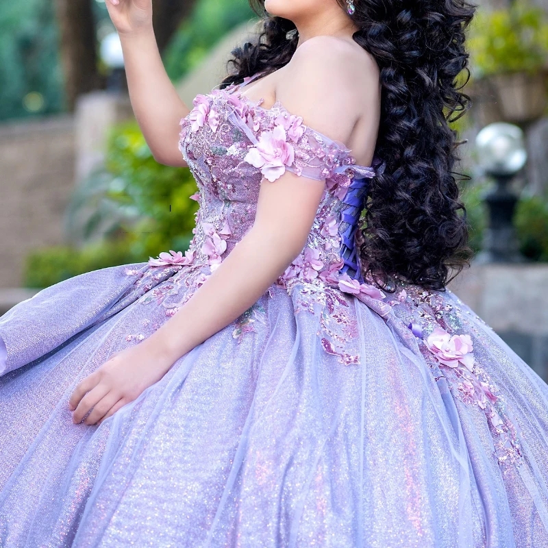 Luxury Lavender Quinceanera Dresses Sparkly Beading Appliques Flower Birthday Sweet 16 Dress Princess Graduation Vestido De 15 Anos
