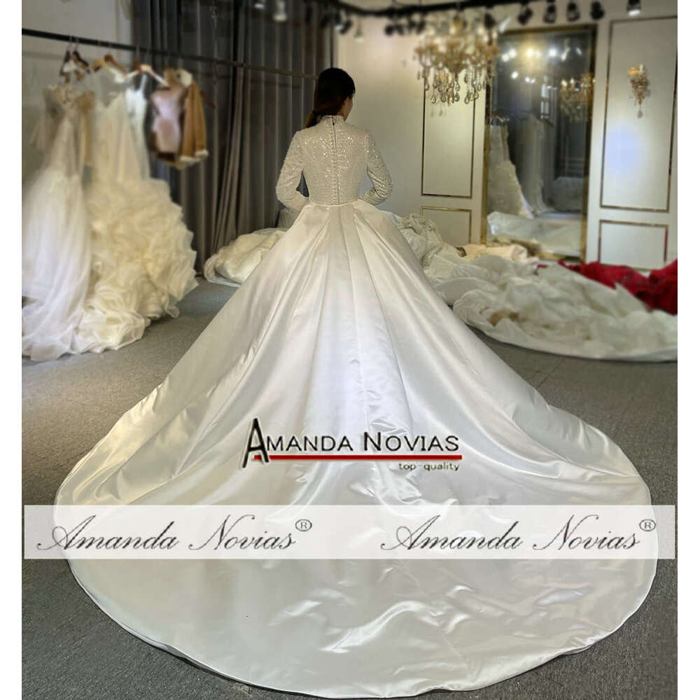Muslim Satin Wedding Dress 2 in 1 Skirt Off The Shoulder Sequins New Design Wedding Dress Mermaid Strapless