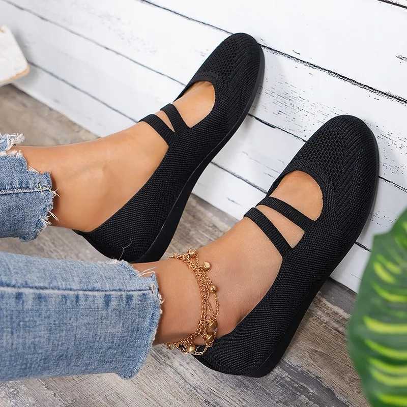 Womens elastic knitted flat shoes 2024 summer breathable soft Loafers womens lightweight sliding casual shoes Mom Moccasins Y241011