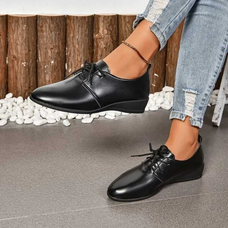 2024 genuine leather summer sandals womens casual shoes Moccasins soft toe womens shoes womens flat shoes Y241011