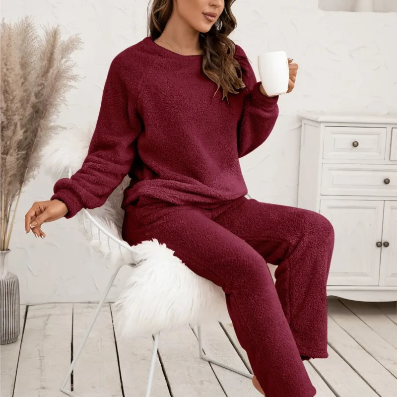 Autumn and Winter Coral Velvet Casual Clothing Set Camouflage Flower Top Pajama Home Clothes 2piece Womens Plush 241008