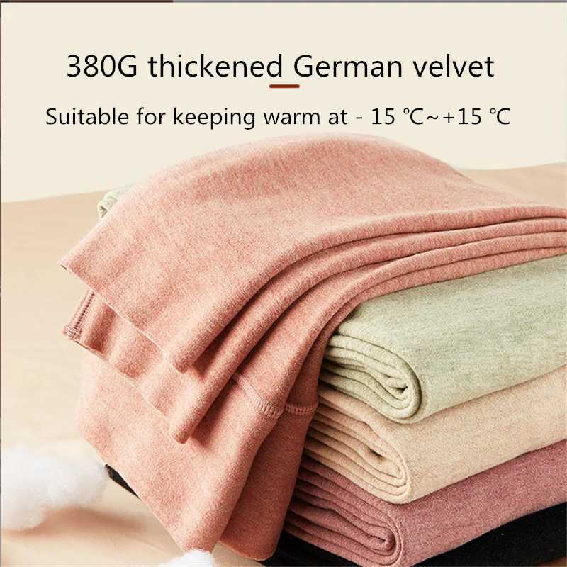 Women's Thermal Underwear Womens Warm Coat Thick Heat Storage German Velvet Autumn Coat Womens Warm Coat Y241011N78G