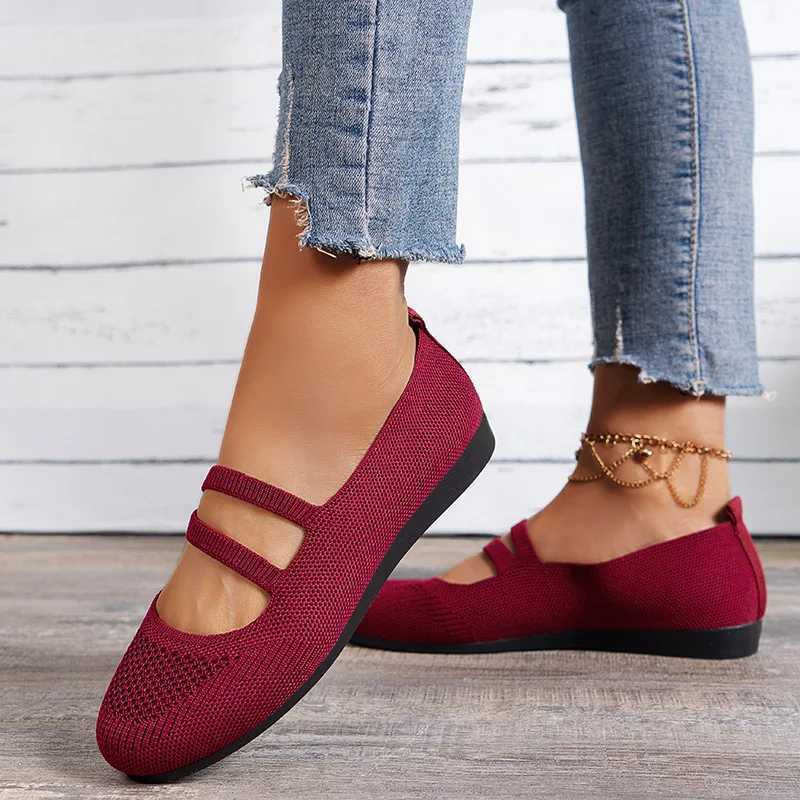 Womens elastic knitted flat shoes 2024 summer breathable soft Loafers womens lightweight sliding casual shoes Mom Moccasins Y241011