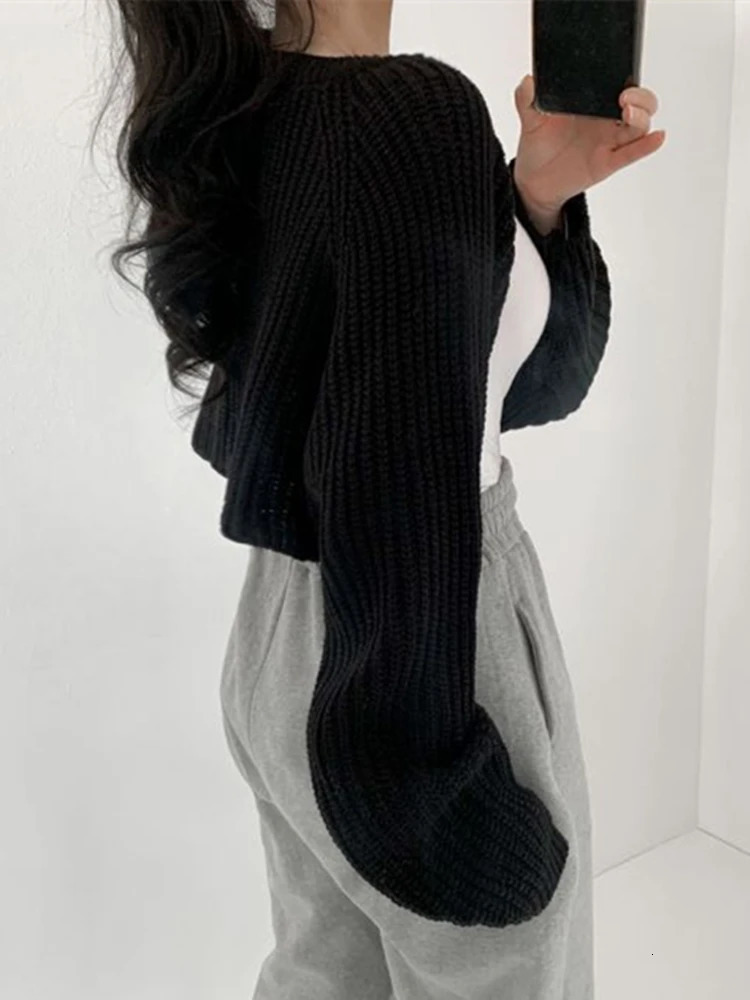 Colorfaith SWC1653 2023 Chic Korean Fashion Short Cardigans Knitted Poncho Women Summer Elegant Vintage Minimalist Lady Tops 241007