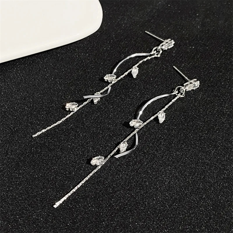 Long Silver Plated Crystal Leaf Tassel Drop Earrings For Women Wedding Fashion Jewelry Gift 240906