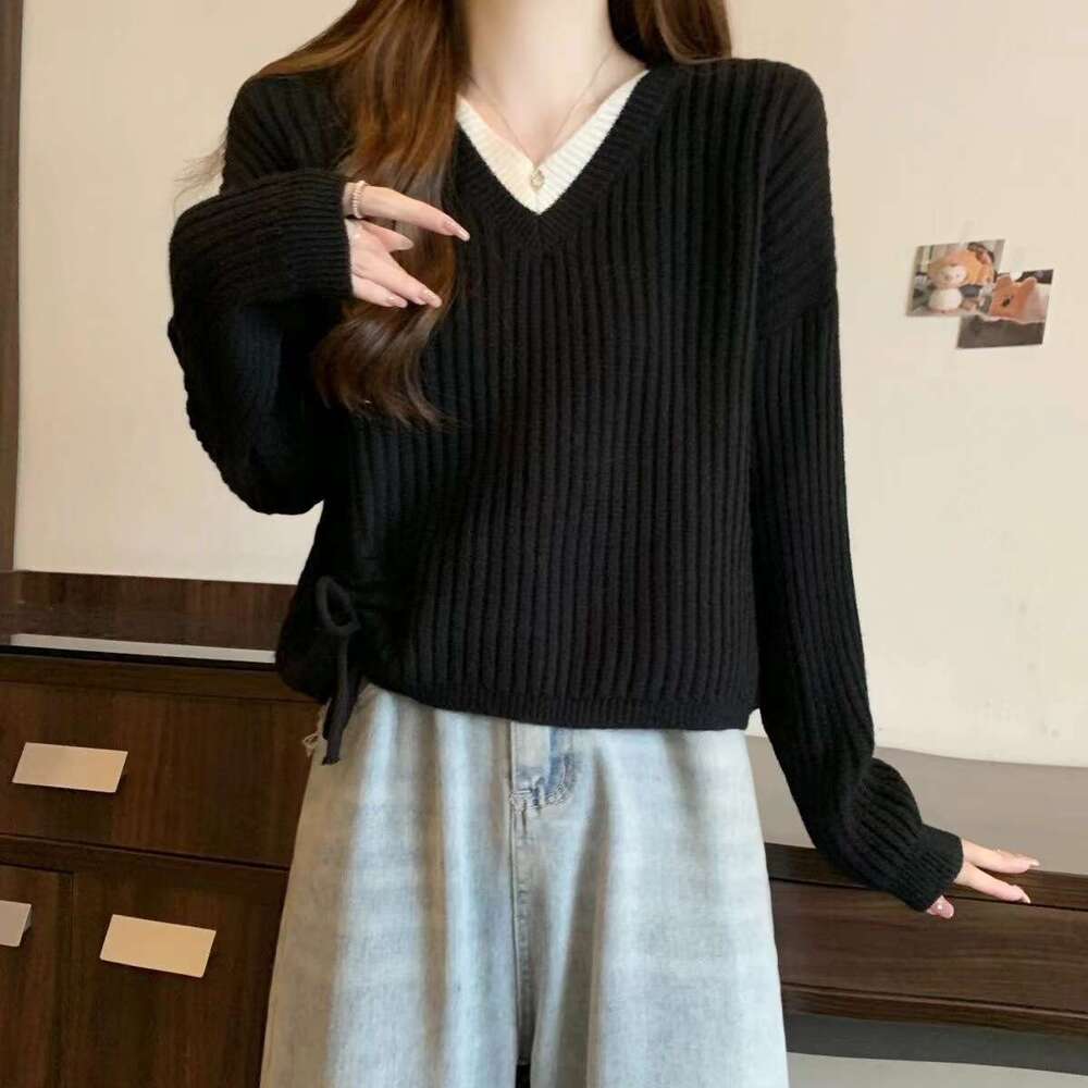 French V-neck fake two piece knitted sweater for women in autumn 2025 new style, slim and versatile, drawstring tied loose top trendy