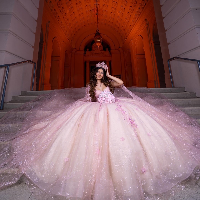 Pink Prom Party Vestido De 15 Anos Luxury Ball Gown Quinceanera Dresses With Cape Sequin Applique Lace Beads Tull Sweet 16 Dress