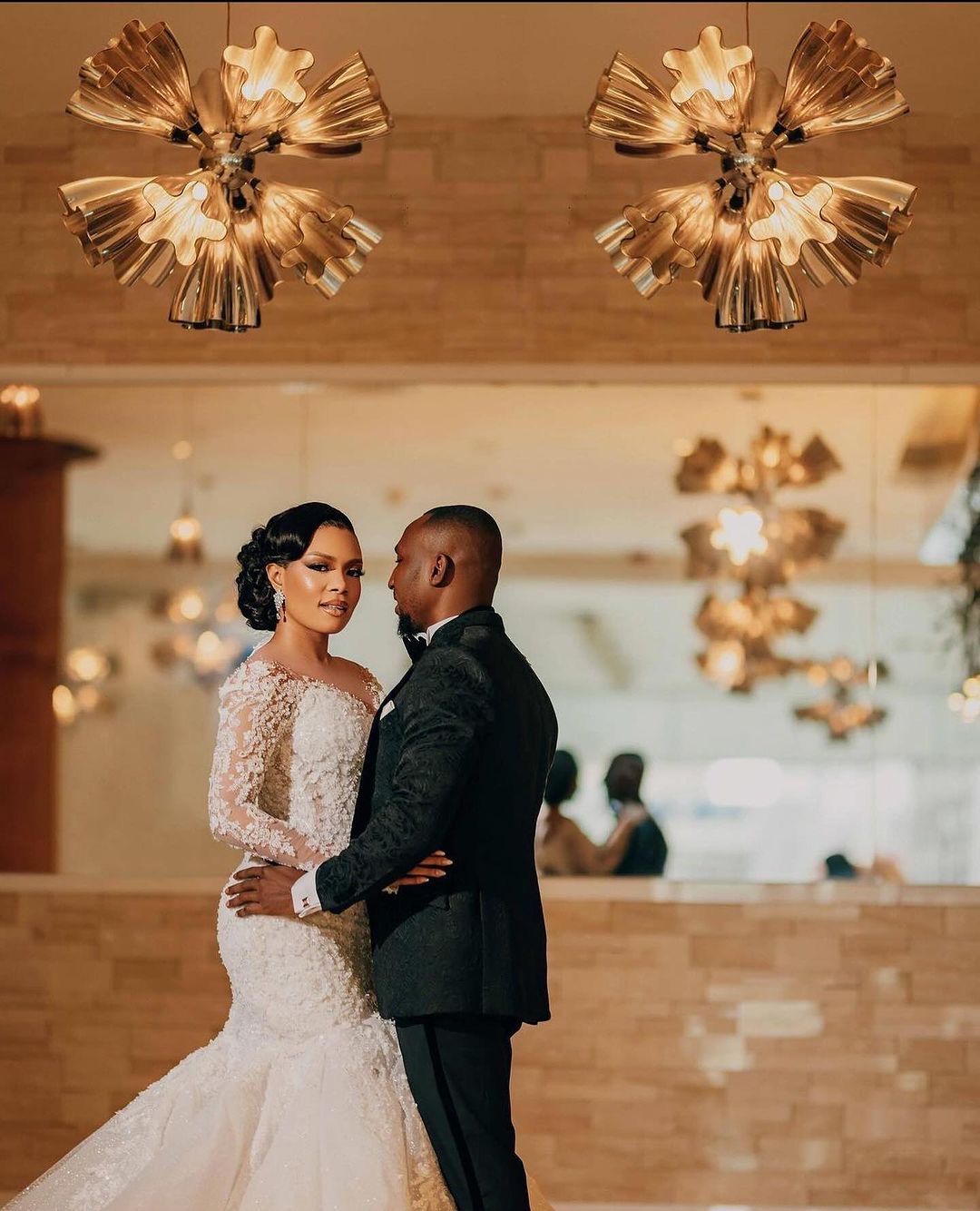 Aso Arabic Ebi Plus Size Ivory Mermaid Wedding Dresses Full Sleeves Lace Beaded Vintage Elegant Bridal Gowns Dress ZJ
