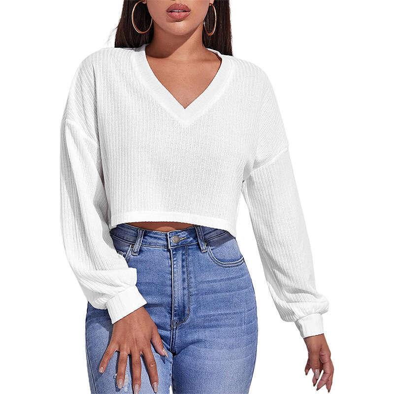 2022 autumn and winter new women's clothing solid color loose knit V-neck long sleeved exposed navel T-shirt for women