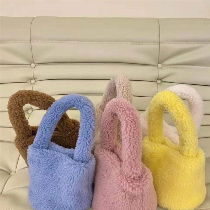 Luxury Lady Basket Handbag New Fashion Colorful Plush Bag Women Bags Winter New Style Trendy Female Cylindrical BagHandBag Designer Clutch Bag DYD2410