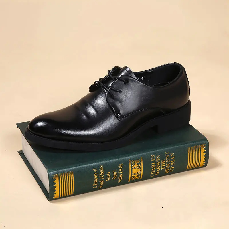 Black casual business mens social shoes Pointed Toe clothing official Liquidity Office style 39 dress shoes men 241007