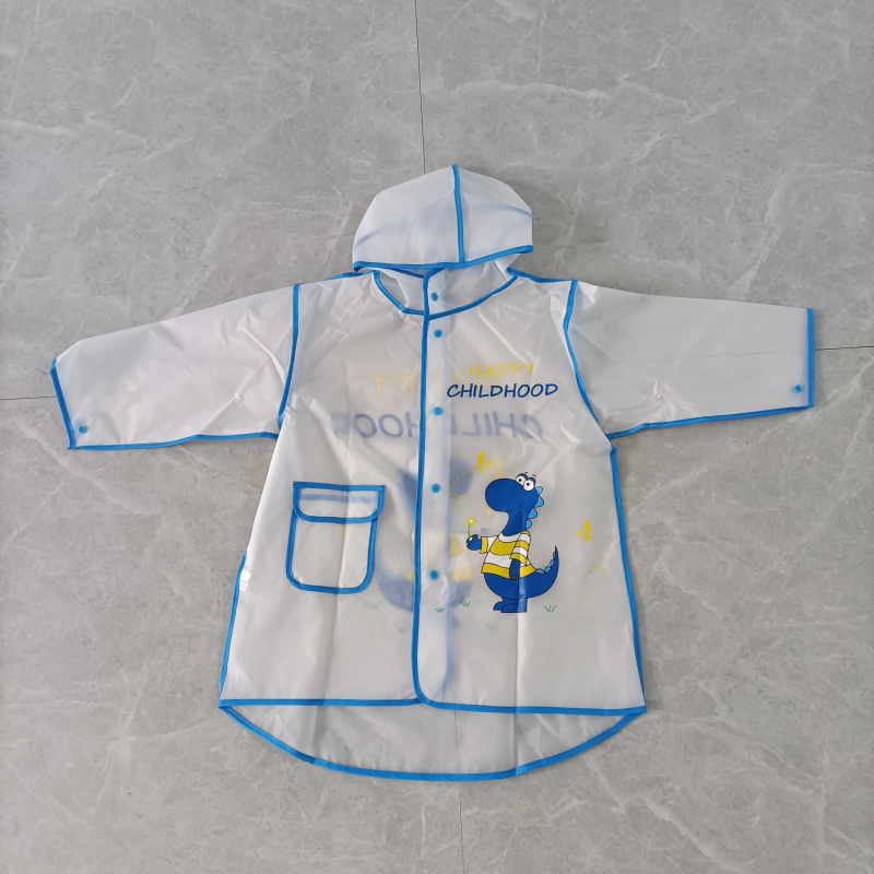 Non toxic and harmless children's hooded raincoat protecting baby's health