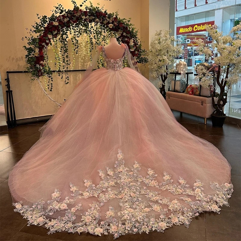 Sparkly Pink Princess Ball Gown Quinceanera Dresses Appliques Spaghetti Strap Sweetheart Sequined Vestidos De 15 Anos Sweet 16 Dress