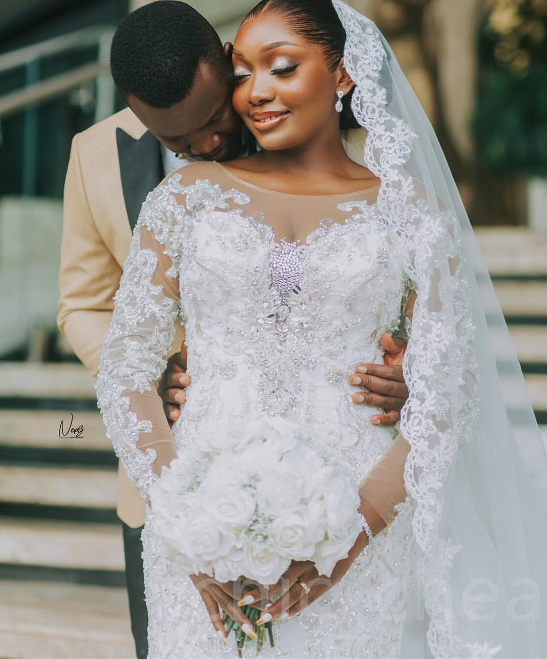 2024 Arabic Aso Ebi Plus Size Ivory Mermaid Wedding Dresses Lace Rhinestones Tiers Organza Vintage Elegant Bridal Gowns Dress ZJ64