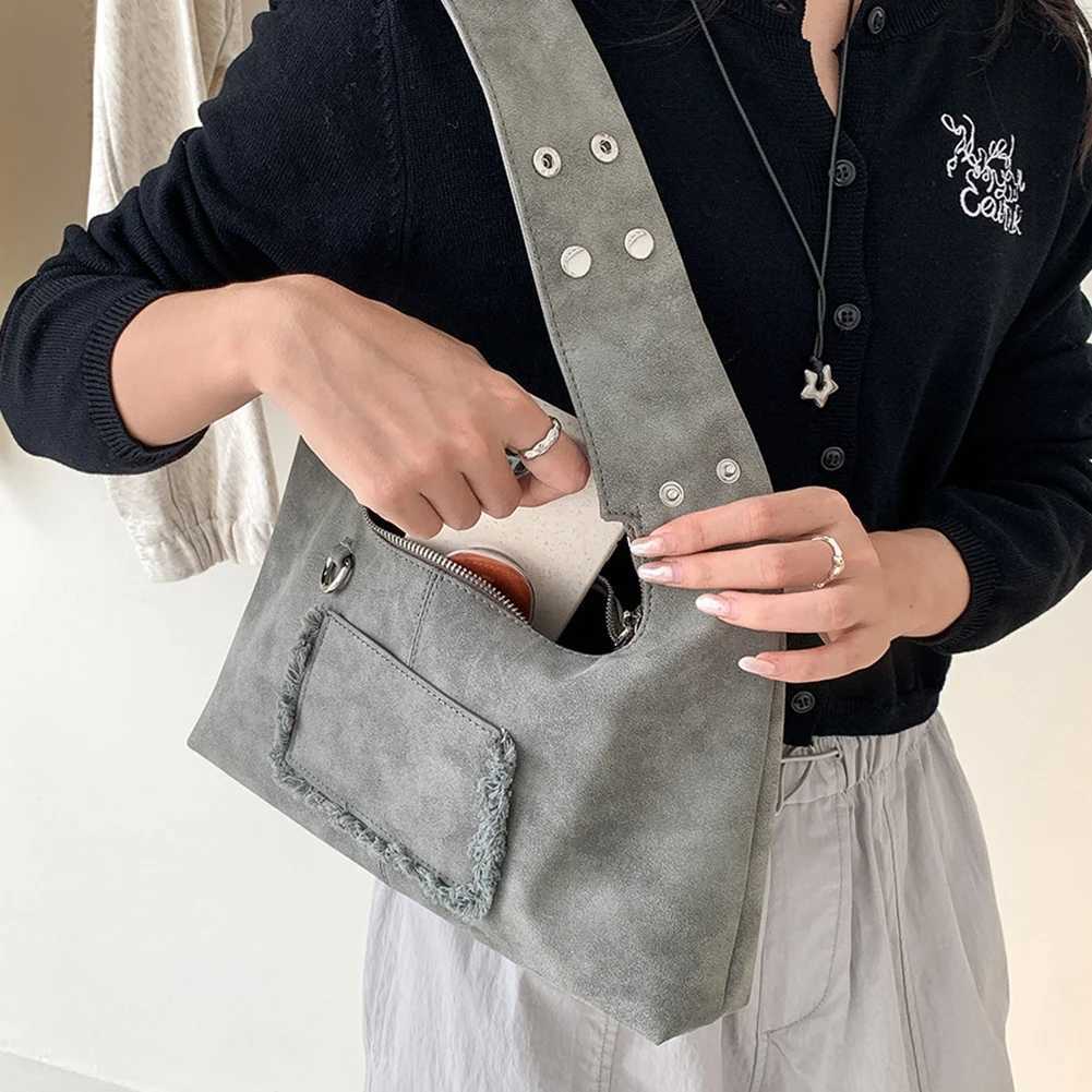 Ladies Suede Shoulder Bag with Double Zipper Tote Adjustable Strap Handbag Solid Clutch Purse for Work Travel 241011