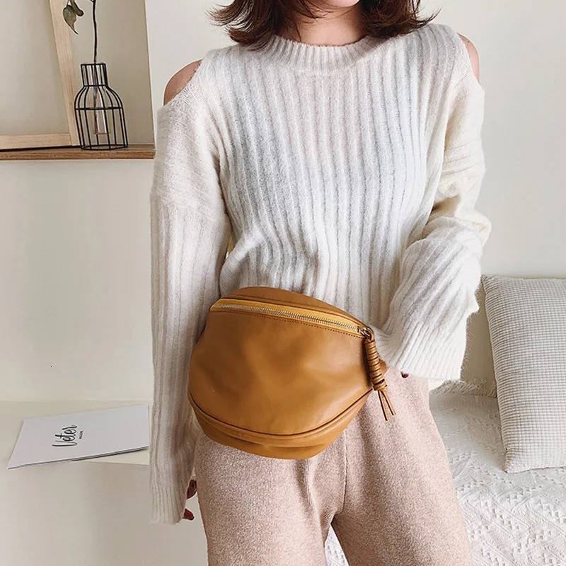 Fashionable womens waist bag Fanny Pack large capacity cross body chest bag Banana bag winter leather womens waist belt bag 241008