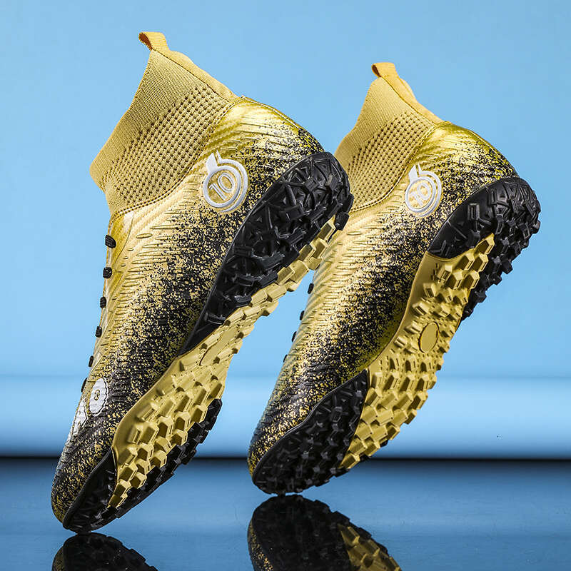 Men Kids Boots Women Professional Soccer Cleats Antiskid Chaussure TF/FG Outdoor Football Shoes