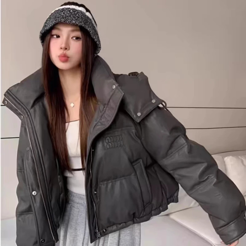 Womens Hoodie Solid Color System Short Warm Coat Fashion 100 Zipper Parker Coat Autumn/Winter 241009