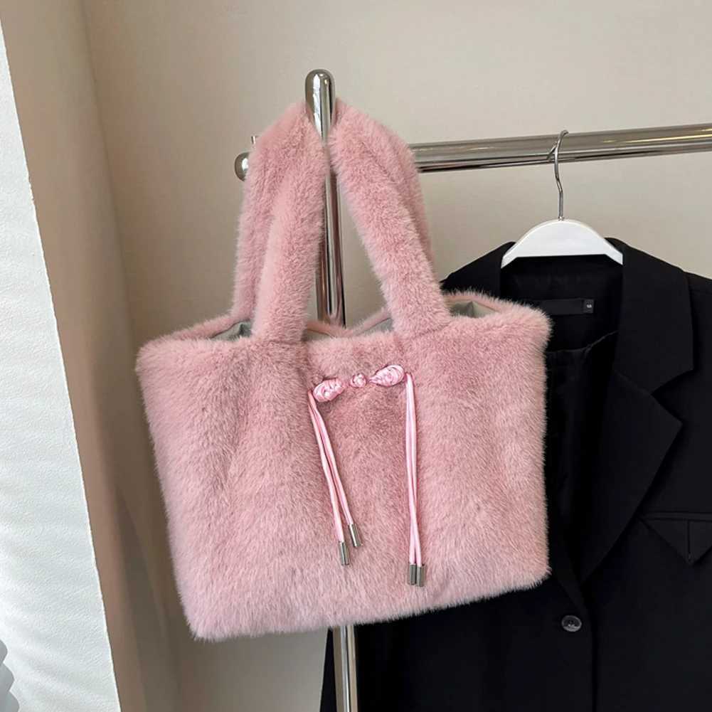 Large Capacity Shoulder Bag Women Plush Tote Autumn Winter Hobo Travel Shopping 241011