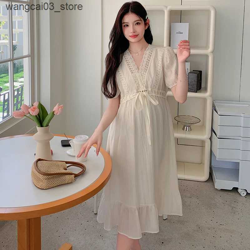 Maternity Dresses Summer Short Sleeved Maternity Dress Drawstring Waist Hollow Out Lace Patchwork V-Neck Pregnant Woman Beach Dress Holiday Dress L240