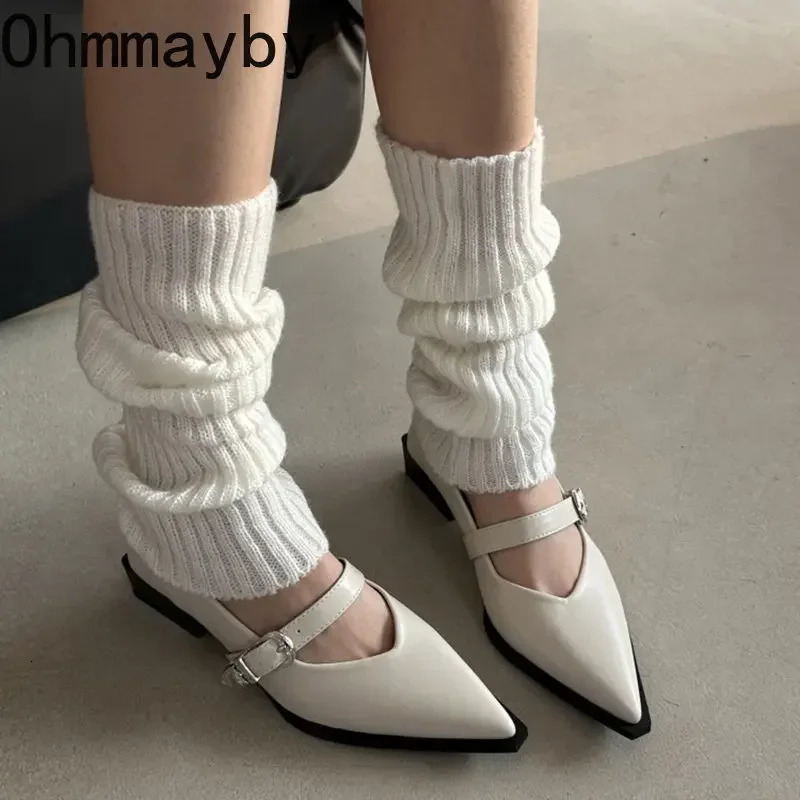 Mary Jane 2024 Summer Pointed Toe Low Heel Shallow New Single Pumps Women Fashion Buckle Shoes 240927