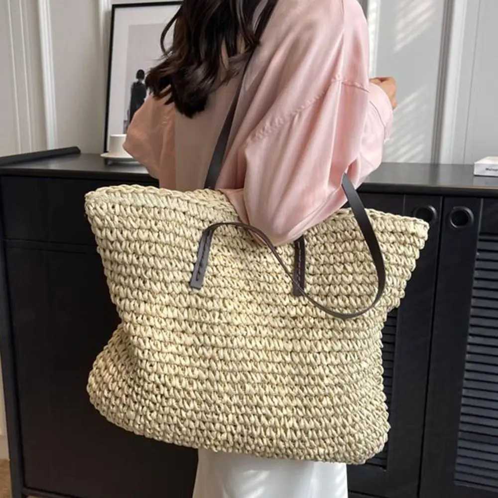 New Luxury Turf Womens Handbag Summer Leisure Large Capacity Handbag Fashion Beach Womens Shoulder Bag Simple Style Shopping Bag Y241011