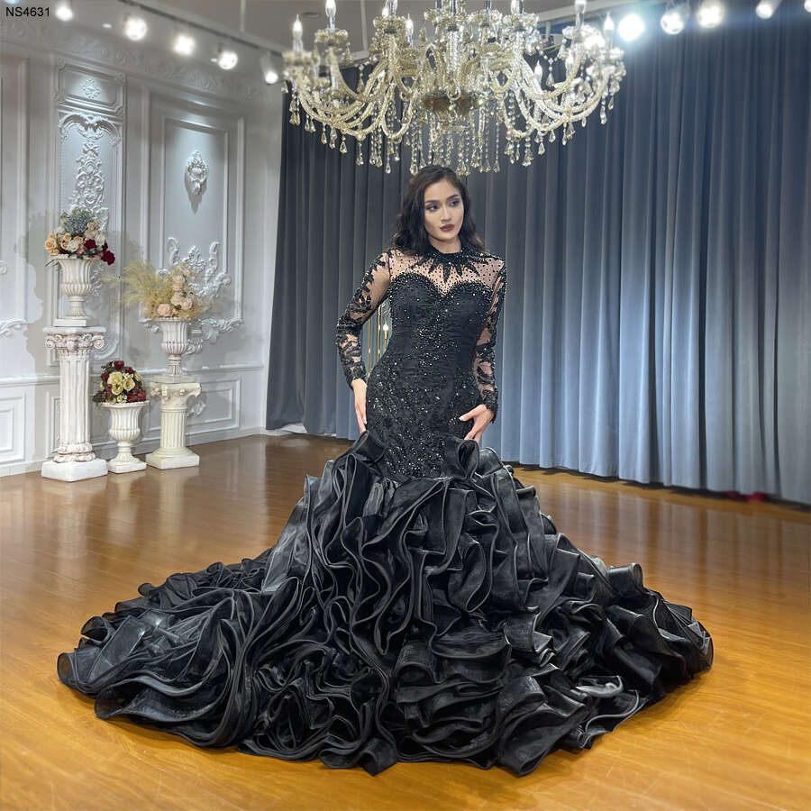 Black Amanda Novias Mermaid Wedding Dress