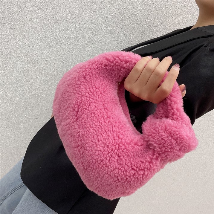 2024 New Women Hand Bag Fashion Casual Shoulder Bags Autumn Winter Plush Bags Woman Lady Crossbody Bags Ladies Soft Outdoor Totes Valentines Day Gift 