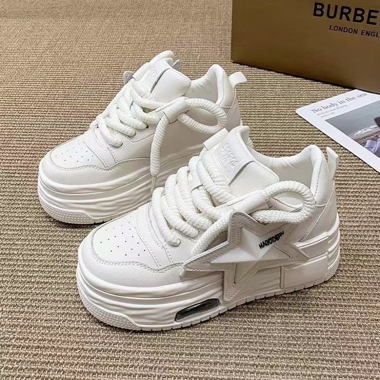 2024 Spring/Summer New Star Dopamine Bread Shoes Design Sensation Board Shoes Thick Bottom Height Increasing New Sports Shoes