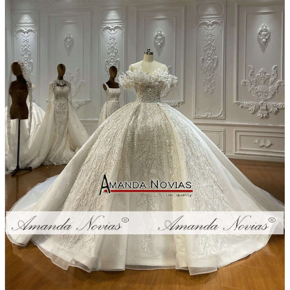 Strapless Lace Appliques Ball Gown Wedding Dress Off The Shoulder Sequins or-Length Princess Bride Vestido De Noiva Custom Made